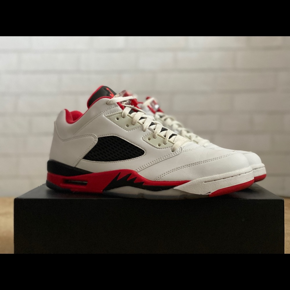 Air Jordan 5 Fire Red